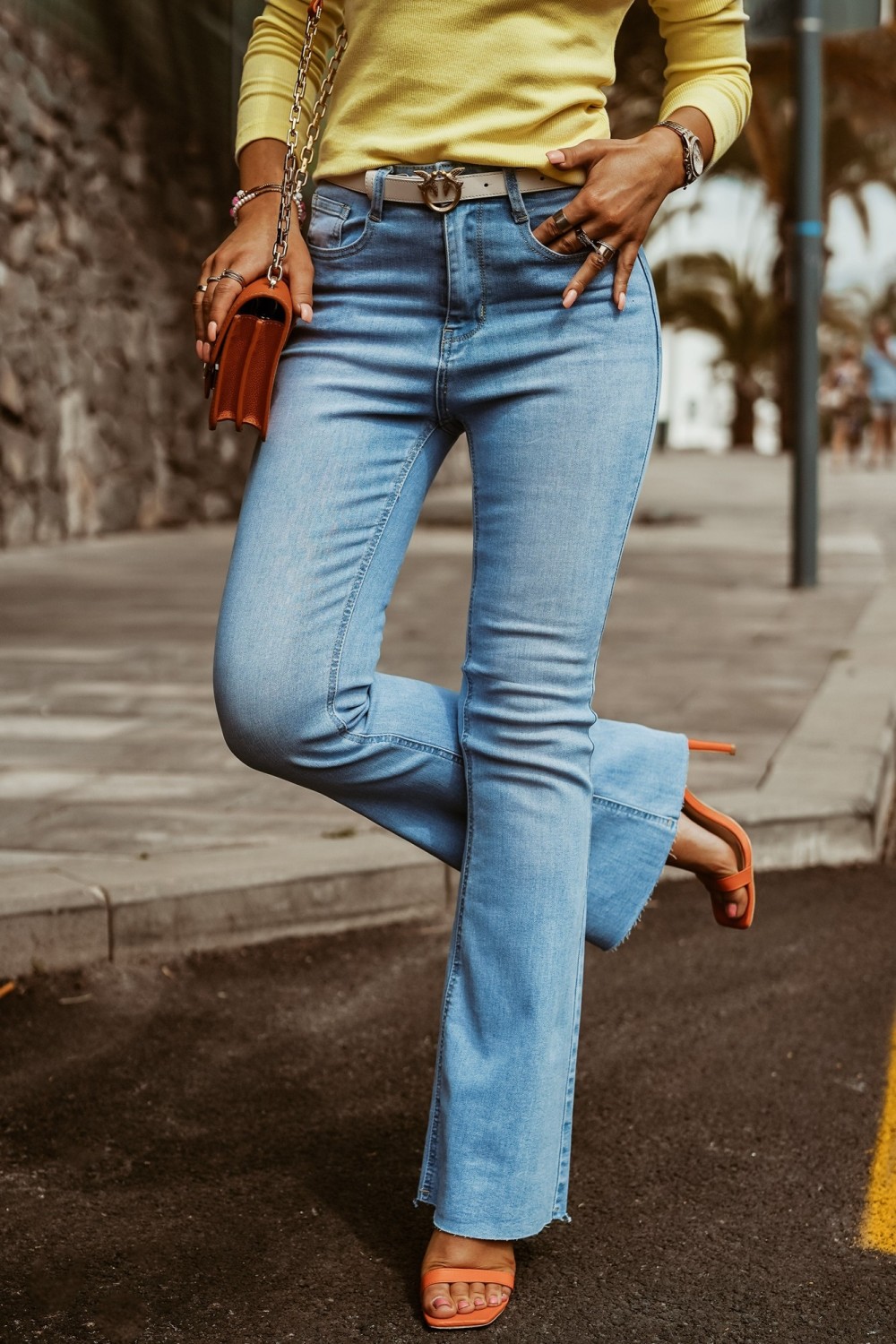 Moda Jeansy Jeansowe dzwony J brand Jeansowe spodnie dzwony niebieski W stylu casual 